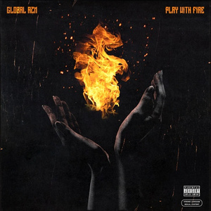 性感美女被大鸡巴日逼
