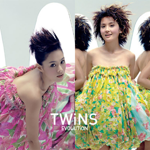 女生扒开腿让男生捅
