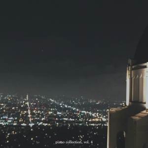 初一的舞蹈生臭脚丫放在嘴巴里
